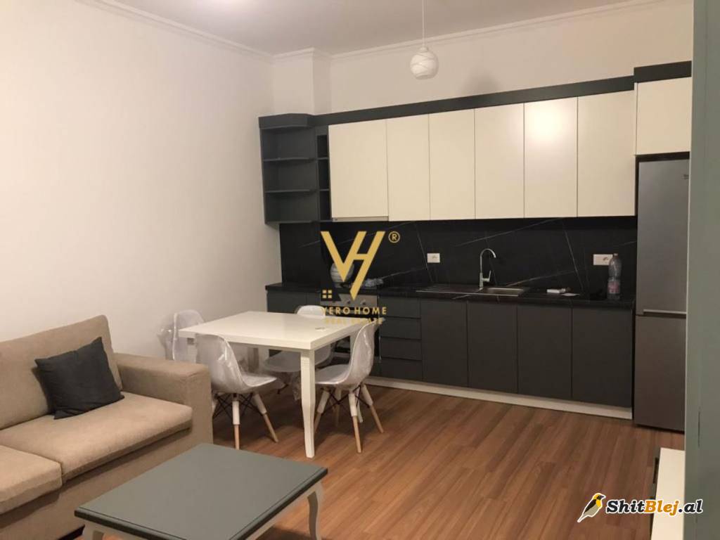 1+1 TE RRUGA E KAVAJES 530 EURO