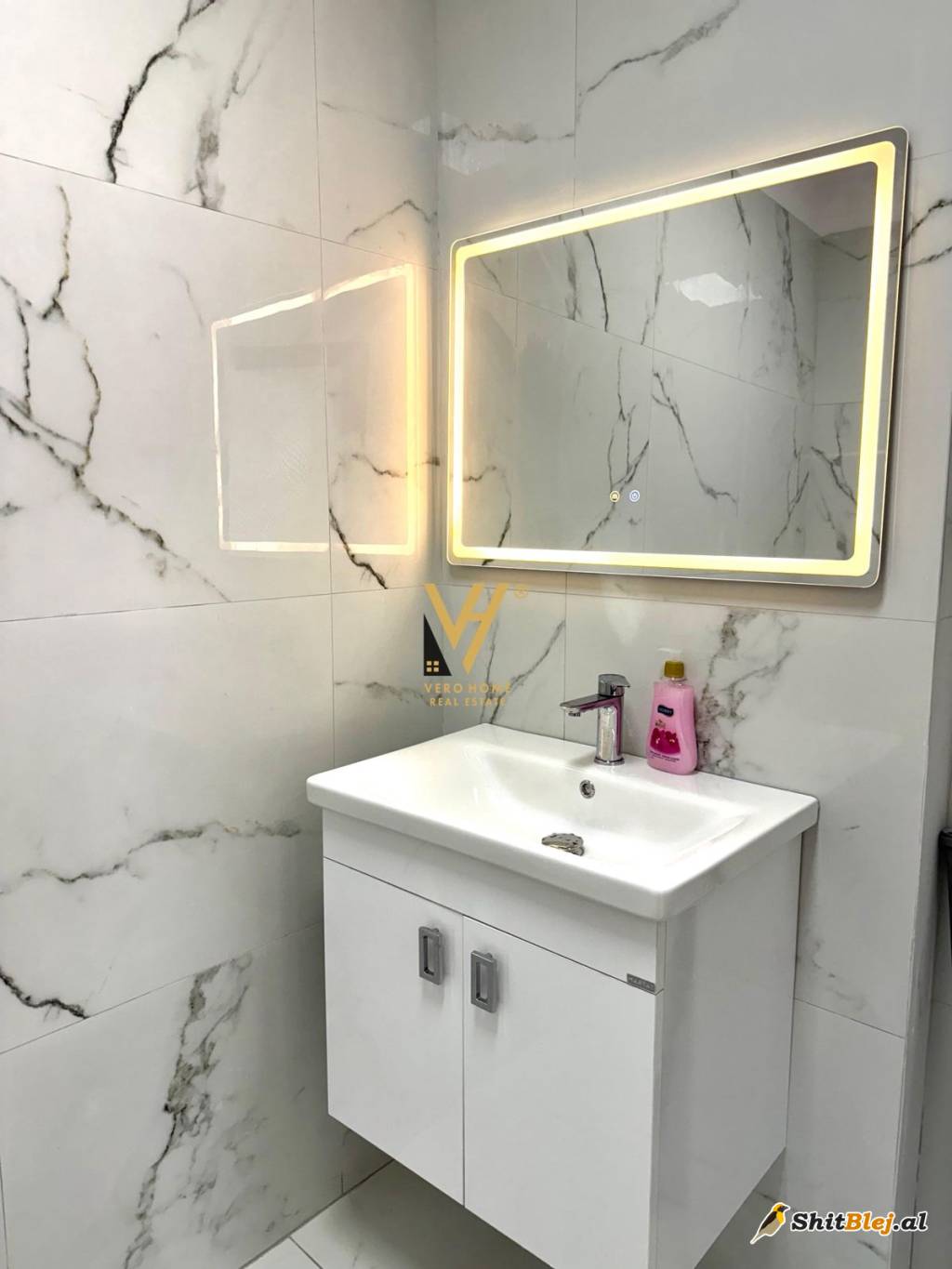 DYQAN 80 M2 TE KOMUNA E PARISIT 600 EURO