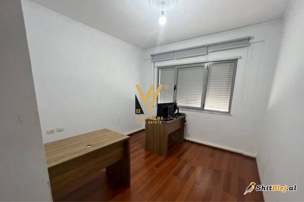  ZYRE 130 M2 ME QIRA TE 5 MAJI 950 EURO