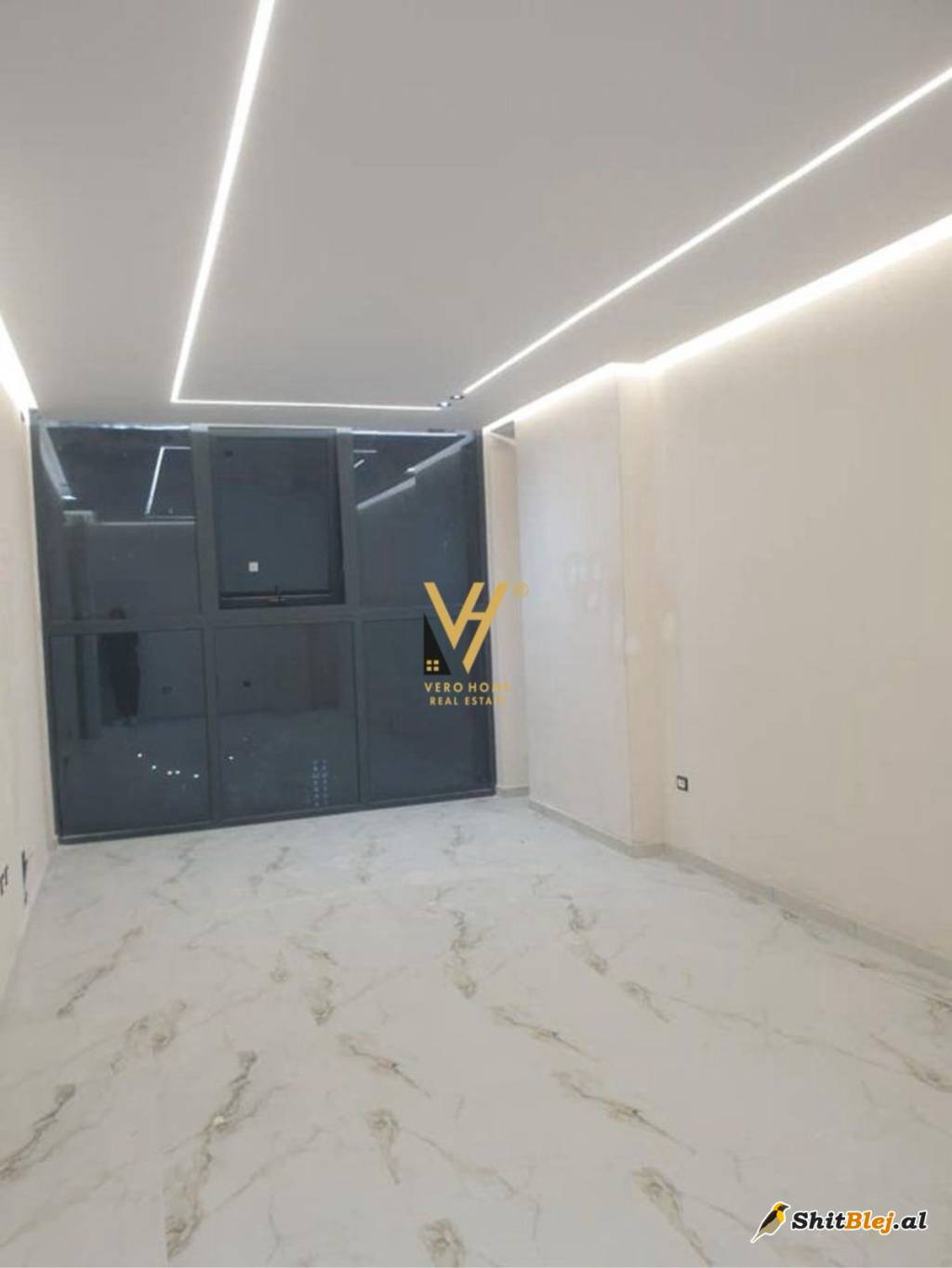 AMBIENT 74 M2 ME QERA ASTIR 80.000 LEKE