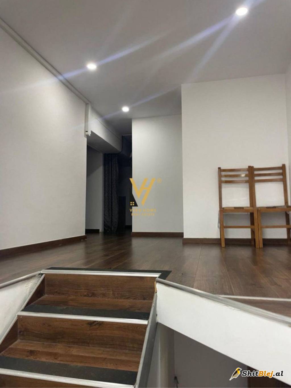 AMBIENT 120 M2 TE KINOSTUDIO 220.000 LEK