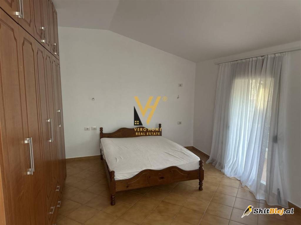 2+1+VERANDE ME QERA NE SELITE 400 EURO