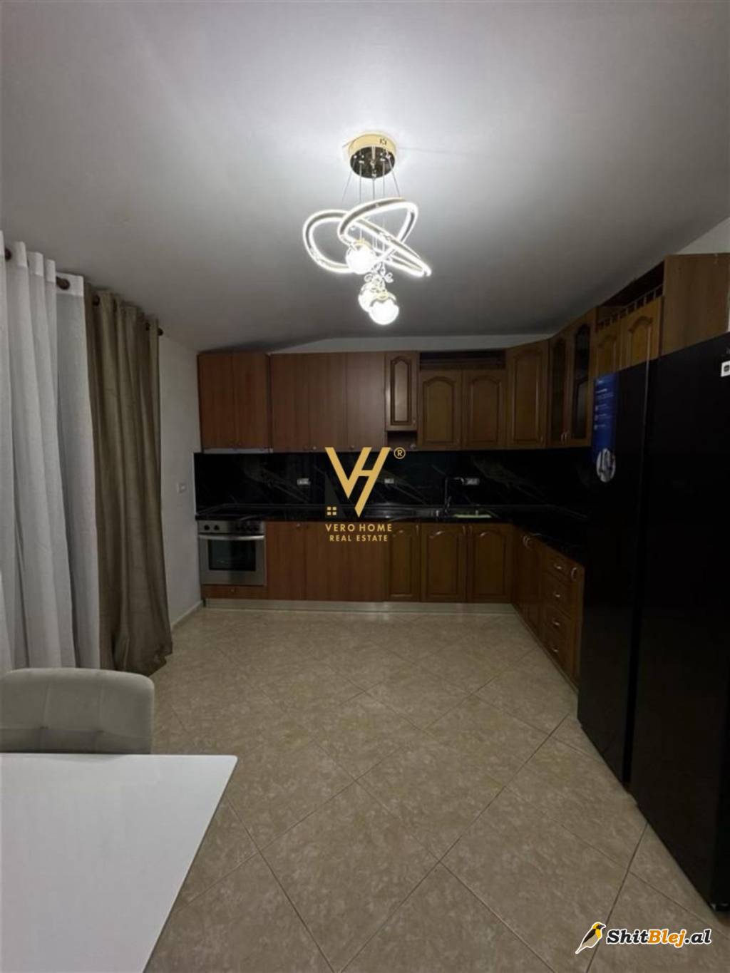 2+1+BLK ME QERA TE KODRA PRIFTIT 550 EUR
