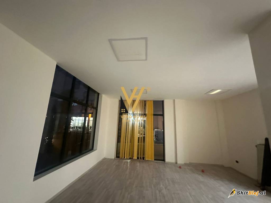 GODINE 456 M2 LIQENI THATE 1.240.000 EUR