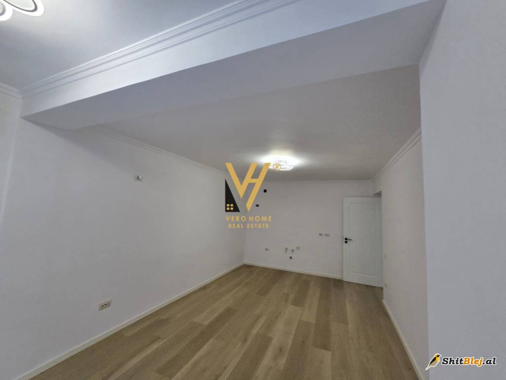  2+1 TE RRUGA KAVAJES 188.000 EURO