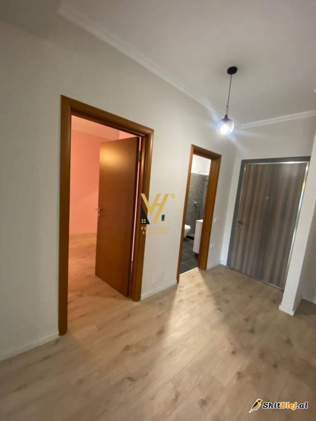 2+1 TE SPITALI AMERICAN 3 , 380 EURO