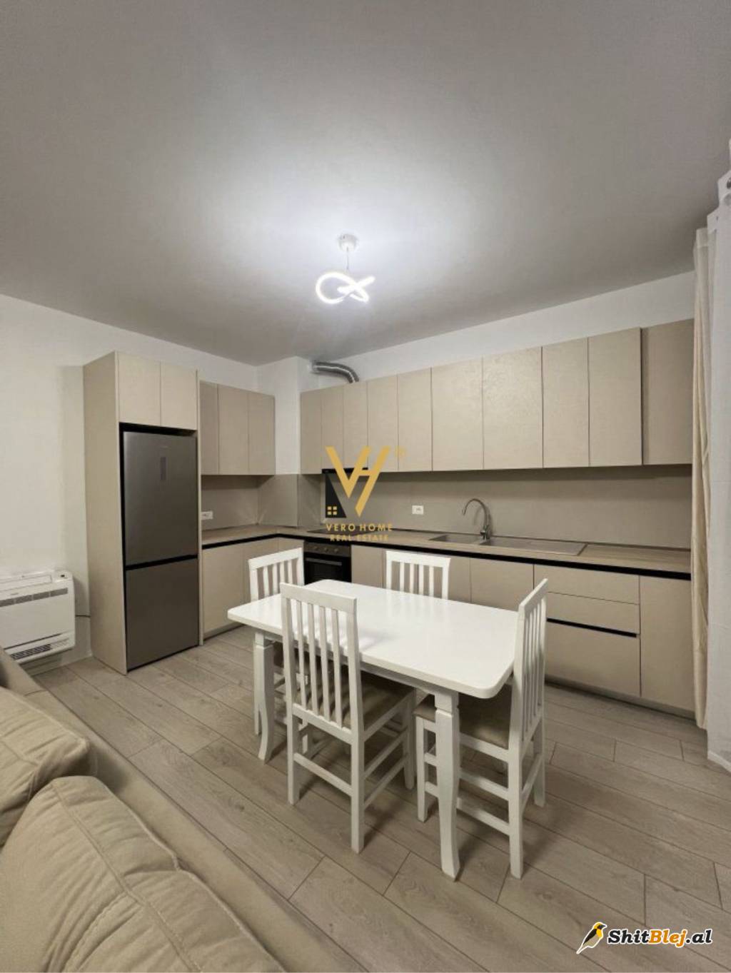 2+1+BLK ME QERA RIVER RESIDENCE 600 EURO