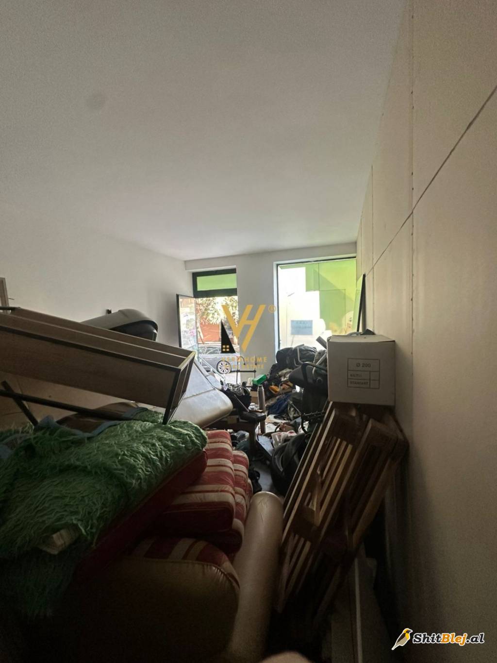 30 M2 ME QIRA TE STADIUMI DINAMO 450 EUR