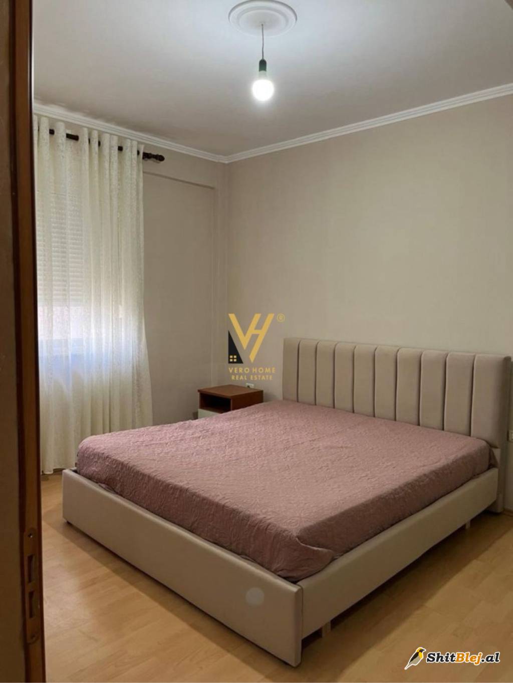 2+1+2 ME QERA TE LIQENI I THATE 600 EURO