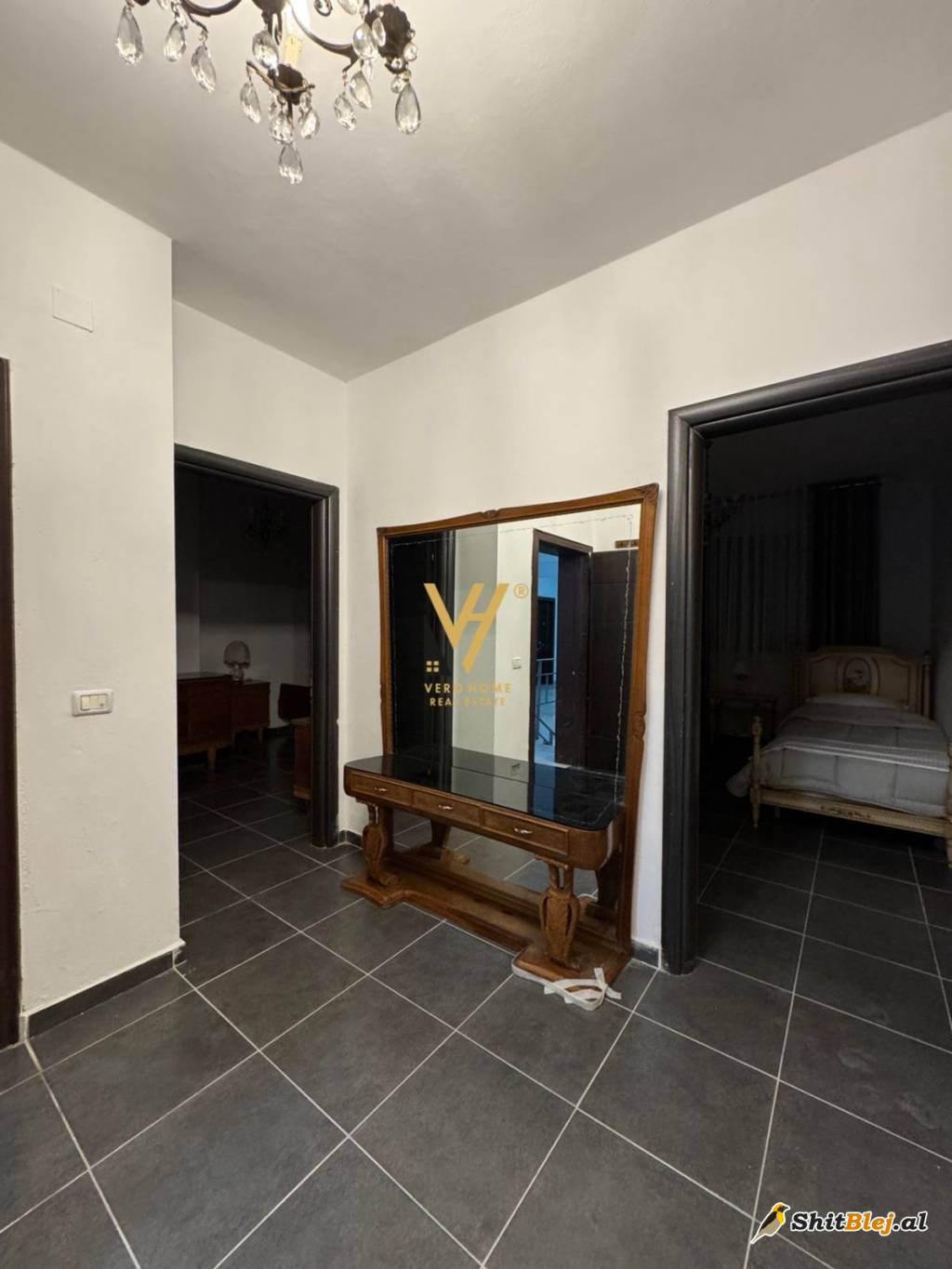  2+1+BLK ME QERA NE ASTIR 600 EURO