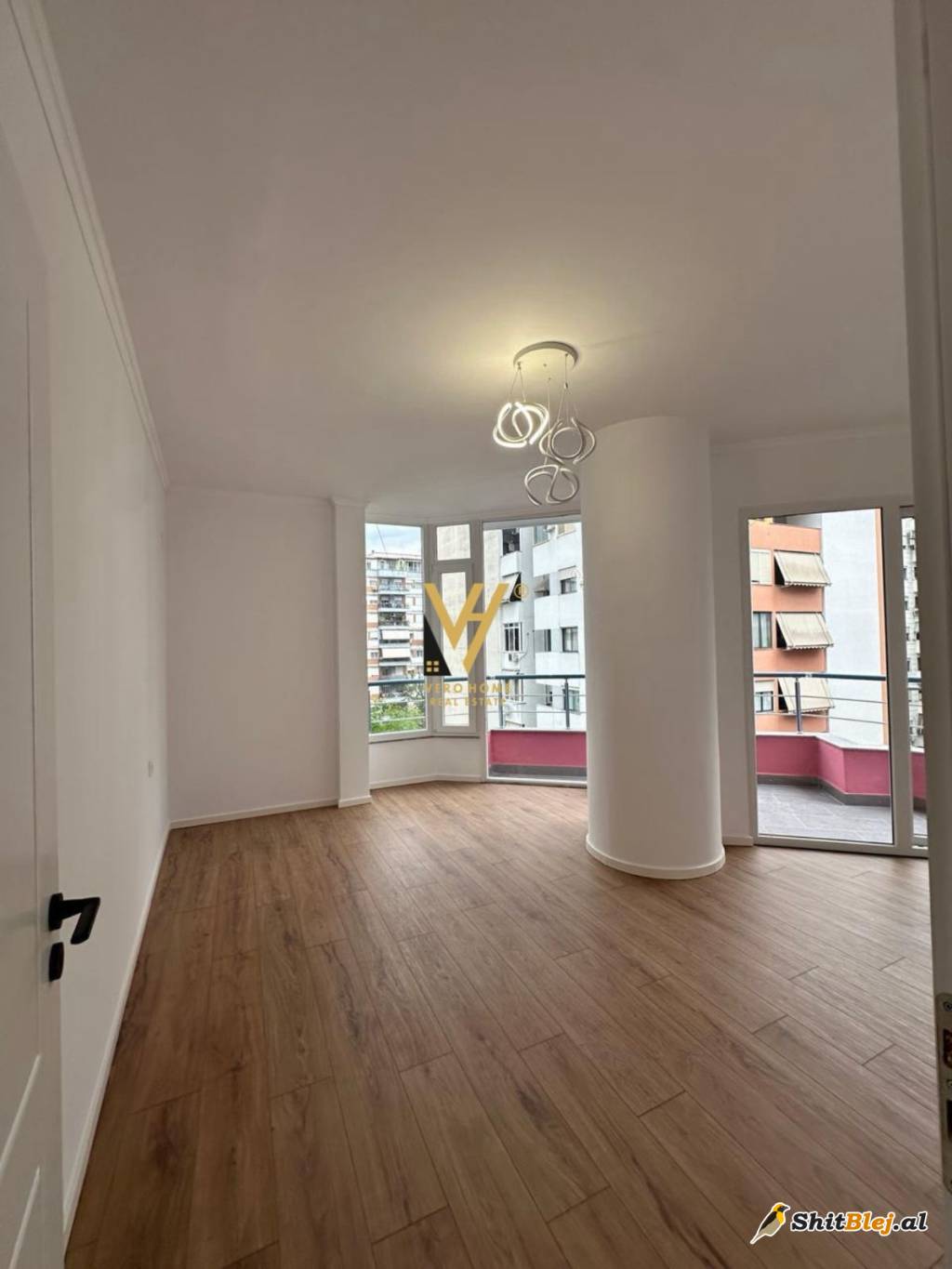  2+1+2 NE ASTIR 133.000 EURO