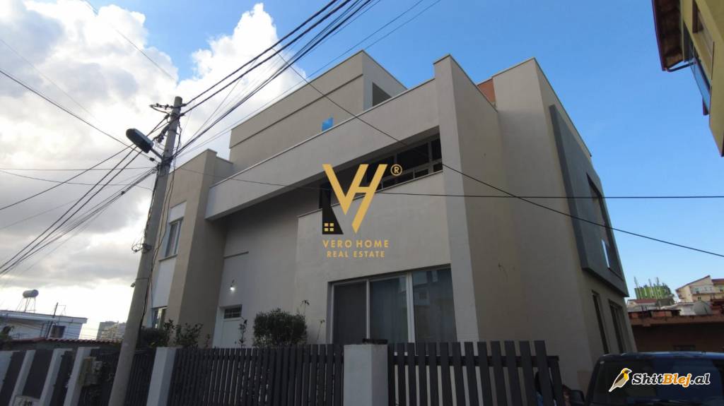 VILE TE VILAT GJERMANE 900.000 EURO