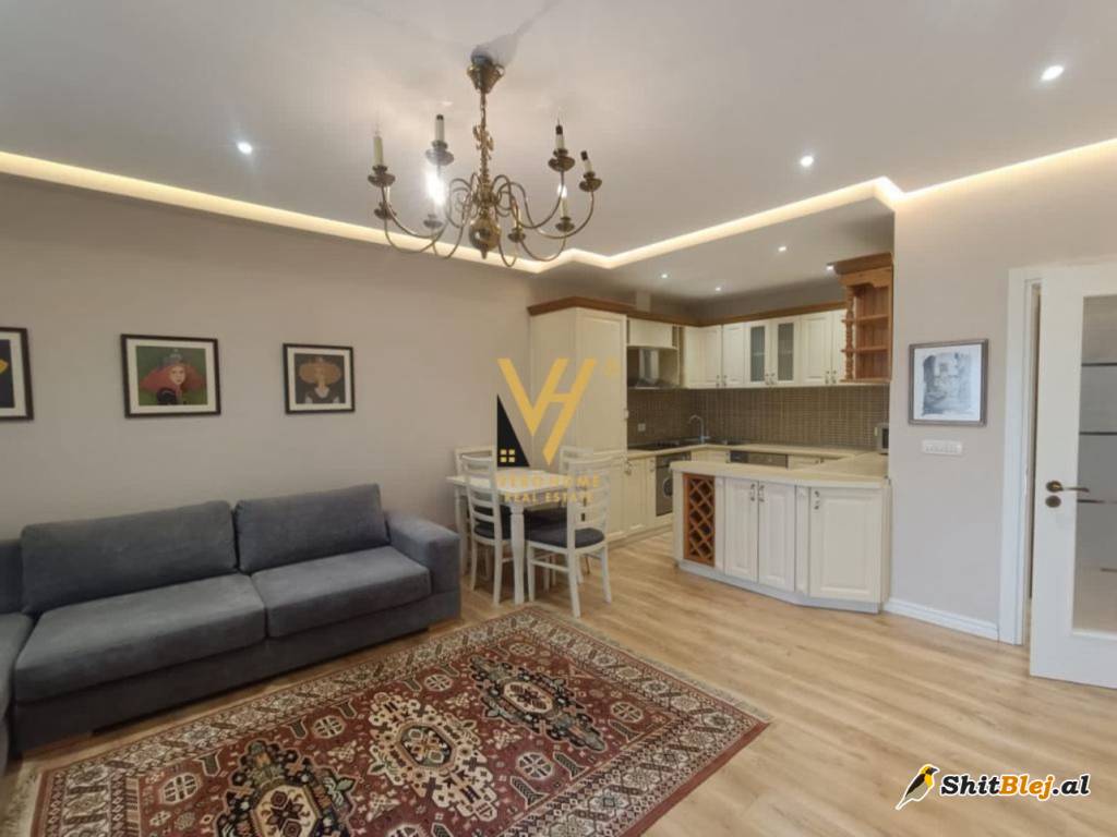 1+1 ME QIRA TE RRUGA E ELBASANIT 800 EUR