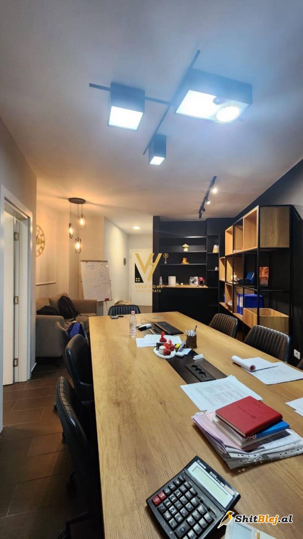 ZYRE 85M2 RRUGA E KOSOVARVE 850 EURO