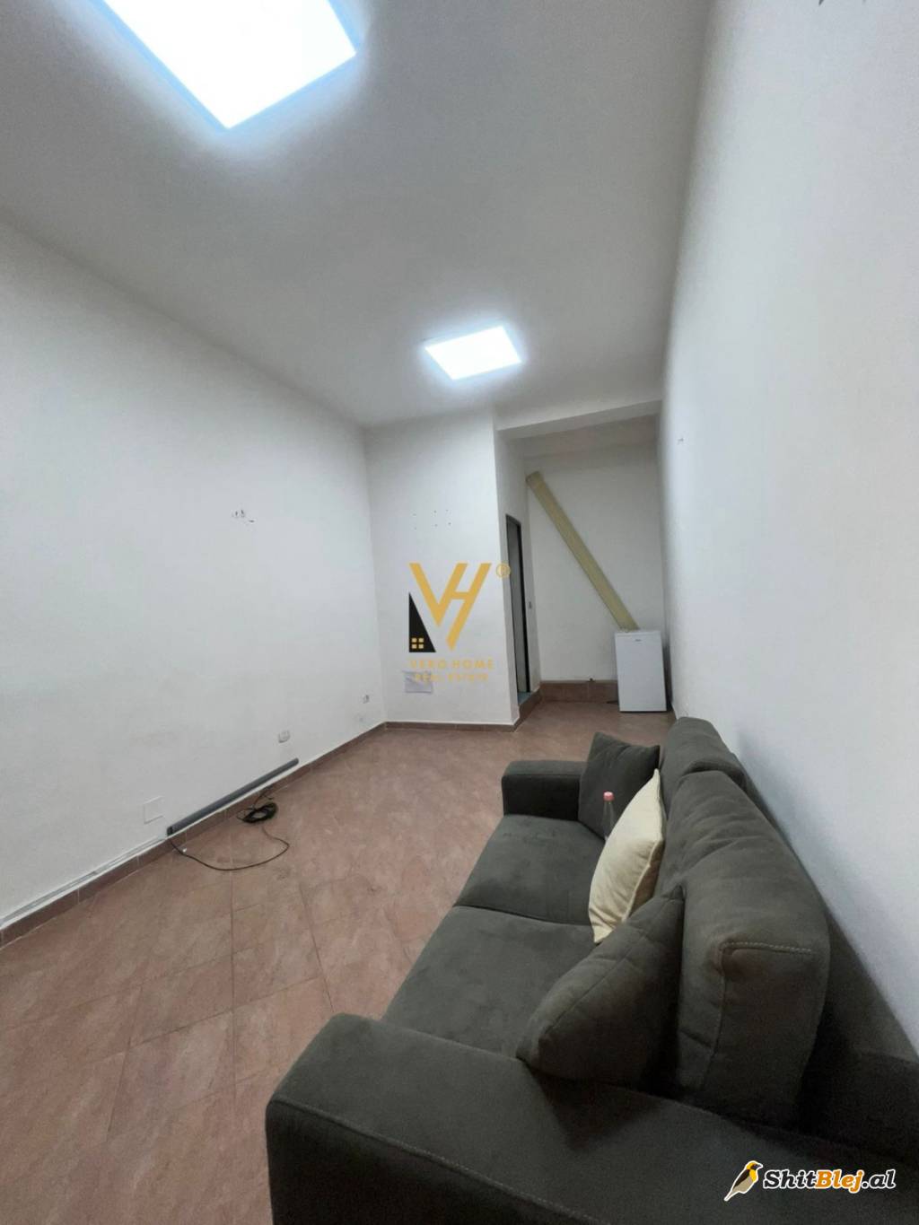 ZYRE 25M2 TE ISH EKSPOZITA 280 EURO