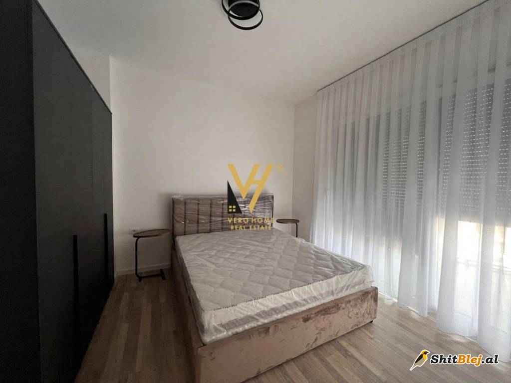 2+1+2 ME QERA TE RR.JORDAN MISJA 900 EUR