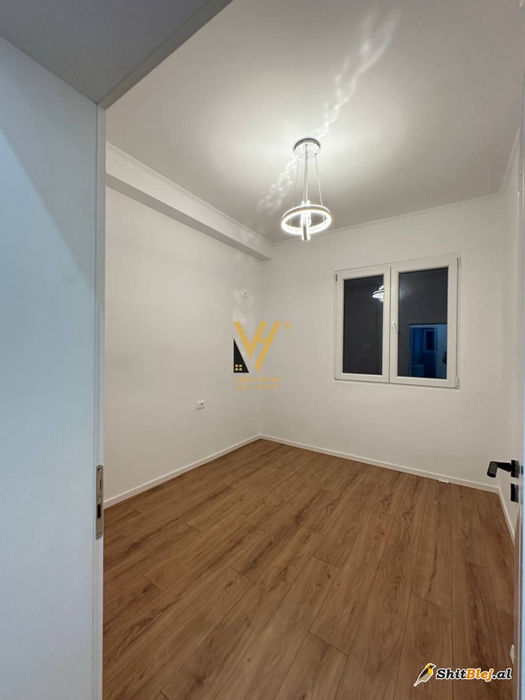  2+1+BLK TE RRUGA E DURRESIT 168.000 EUR