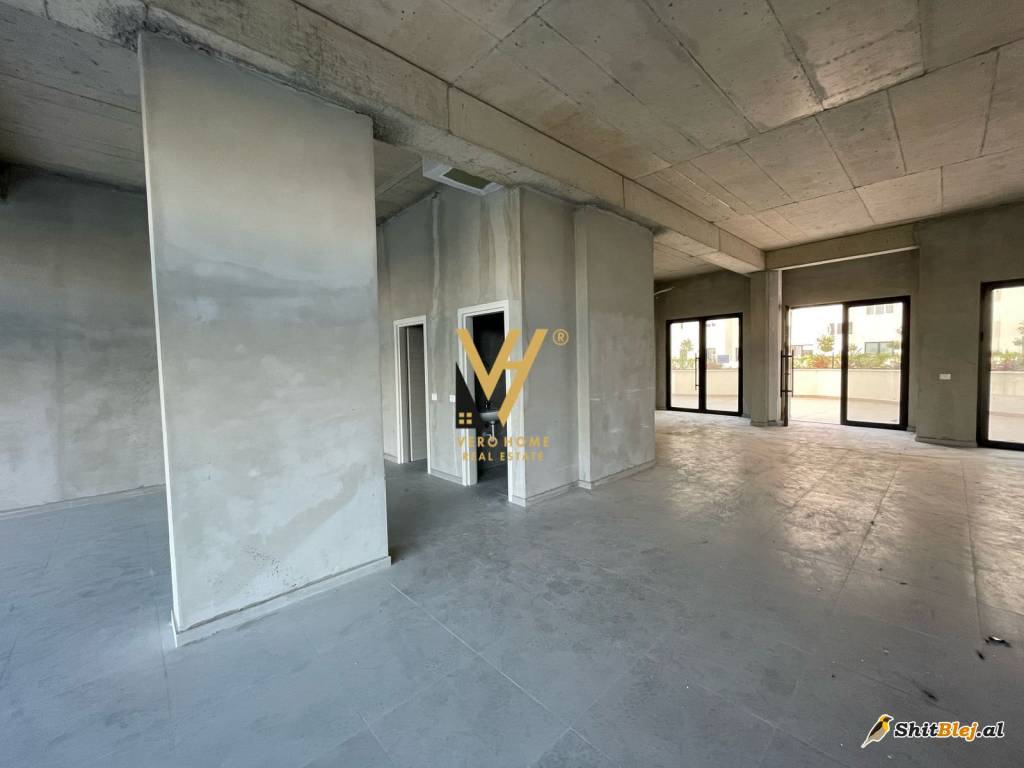 AMBIENT 186 M2 TE UNAZA E RE 1.350 EURO