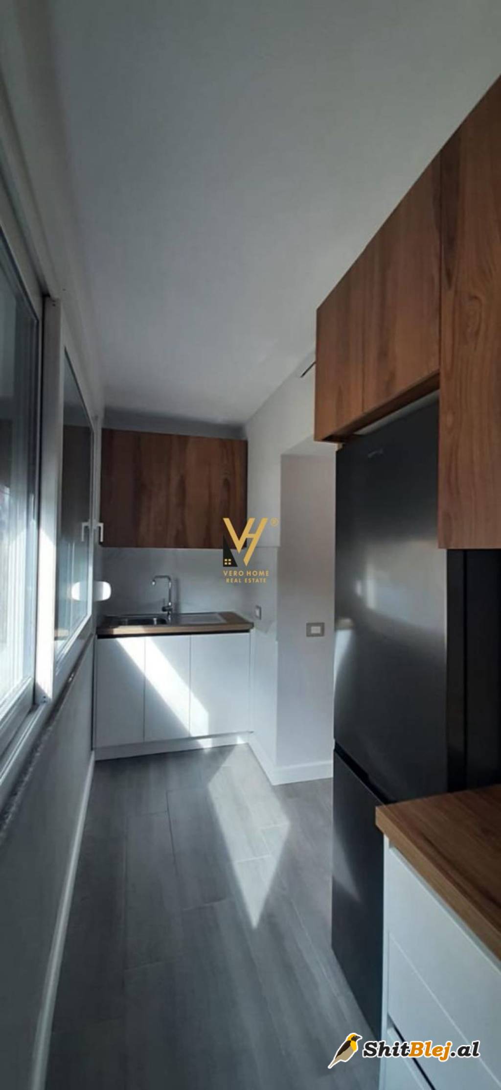  ZYRE 59 M2 TE SH. E KUQE 500 EURO