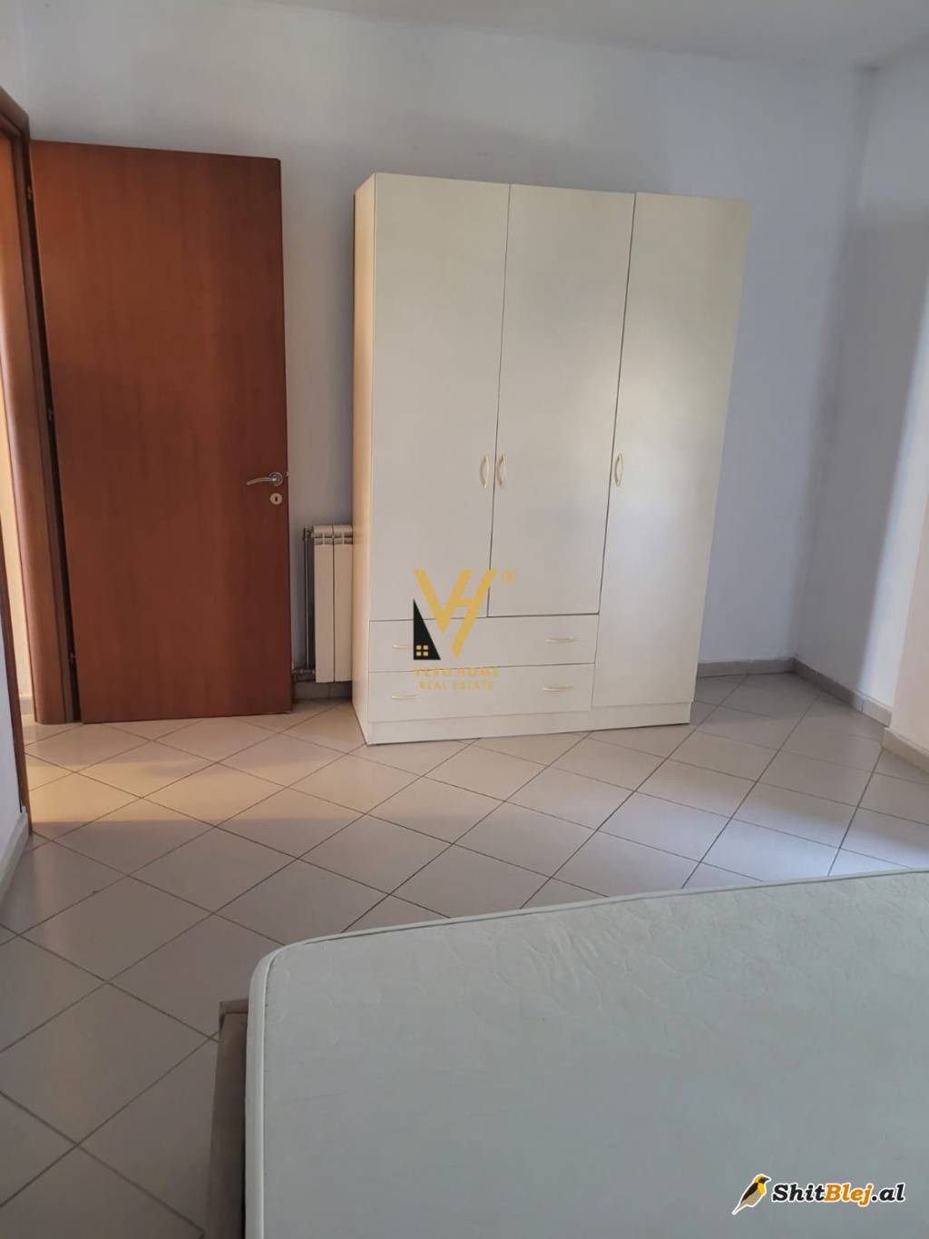 1+1+BLK TE KRISTAL CENTER 167.000 EURO