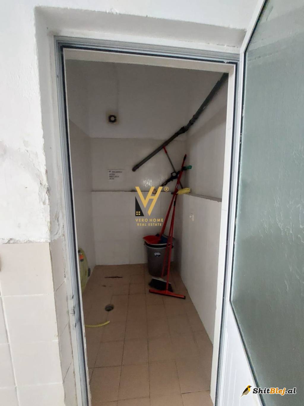 AMBJENT 996 M2 TE ALI DEMI 1.600.000 EUR