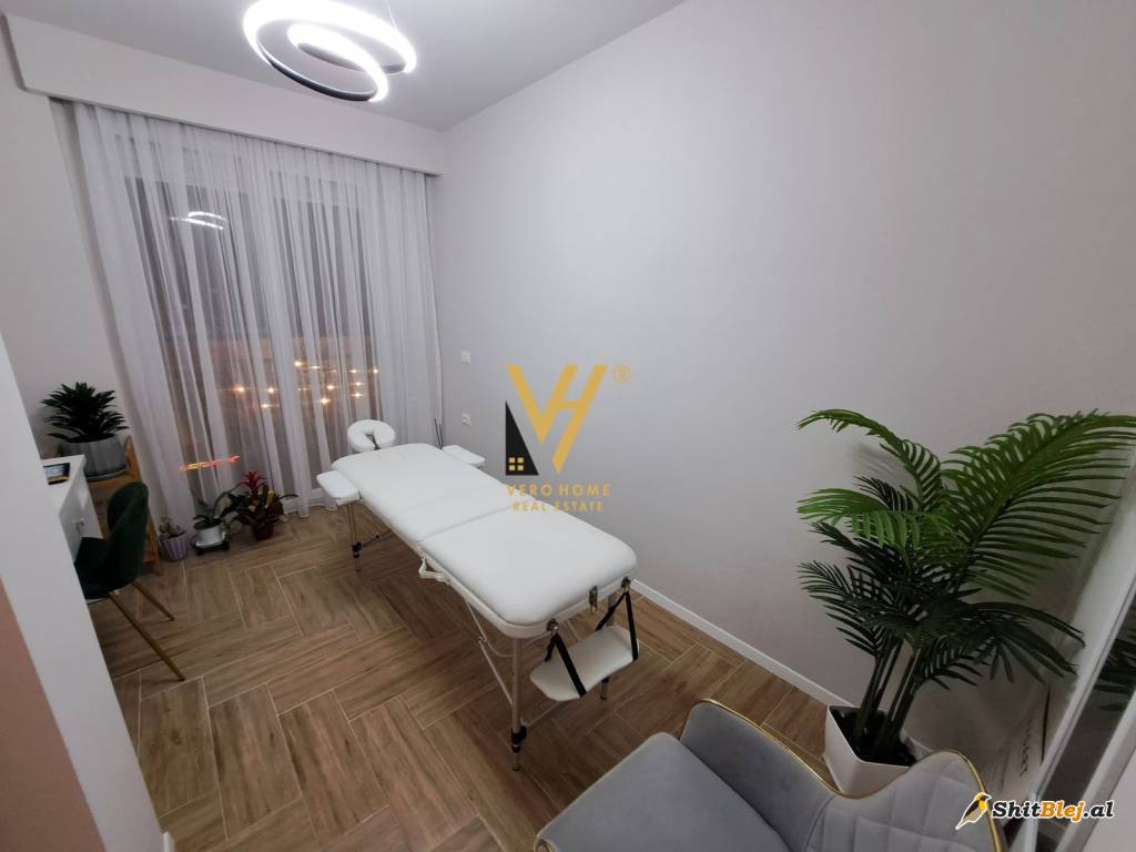 2+1+2 TE RRUGA E BARRIKADAVE 275.000 EUR