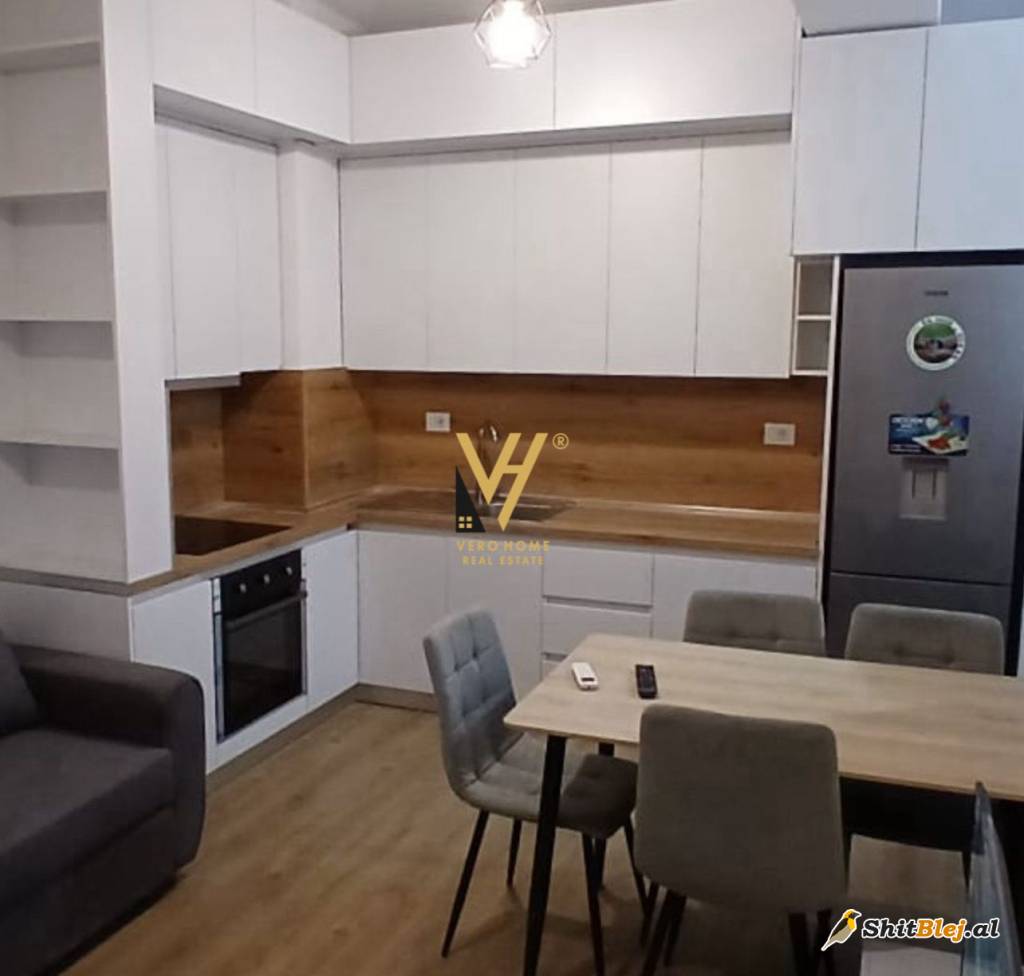  1+1+BLK ME QIRA TE ALI DEMI 450 EURO