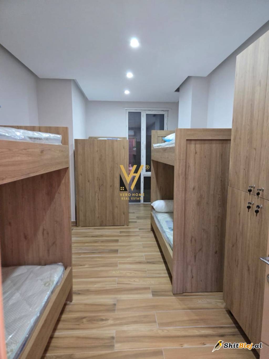 SHTËPI 5+1+2 ME QIRA NE ALLIAS 1.500 EU