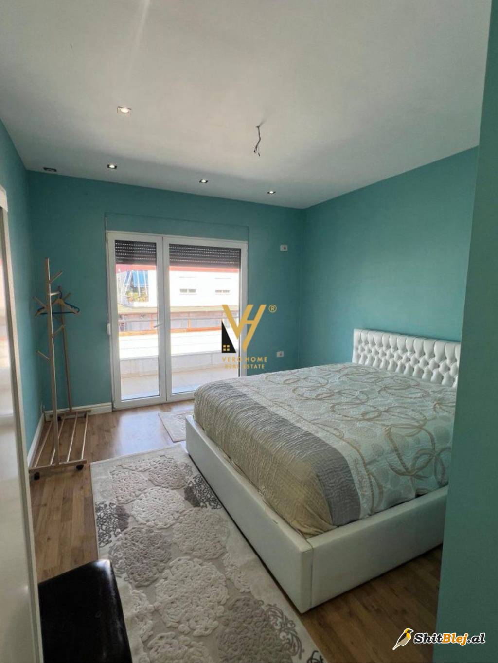 2+1 ME QERA NE ASTIR 550 EURO