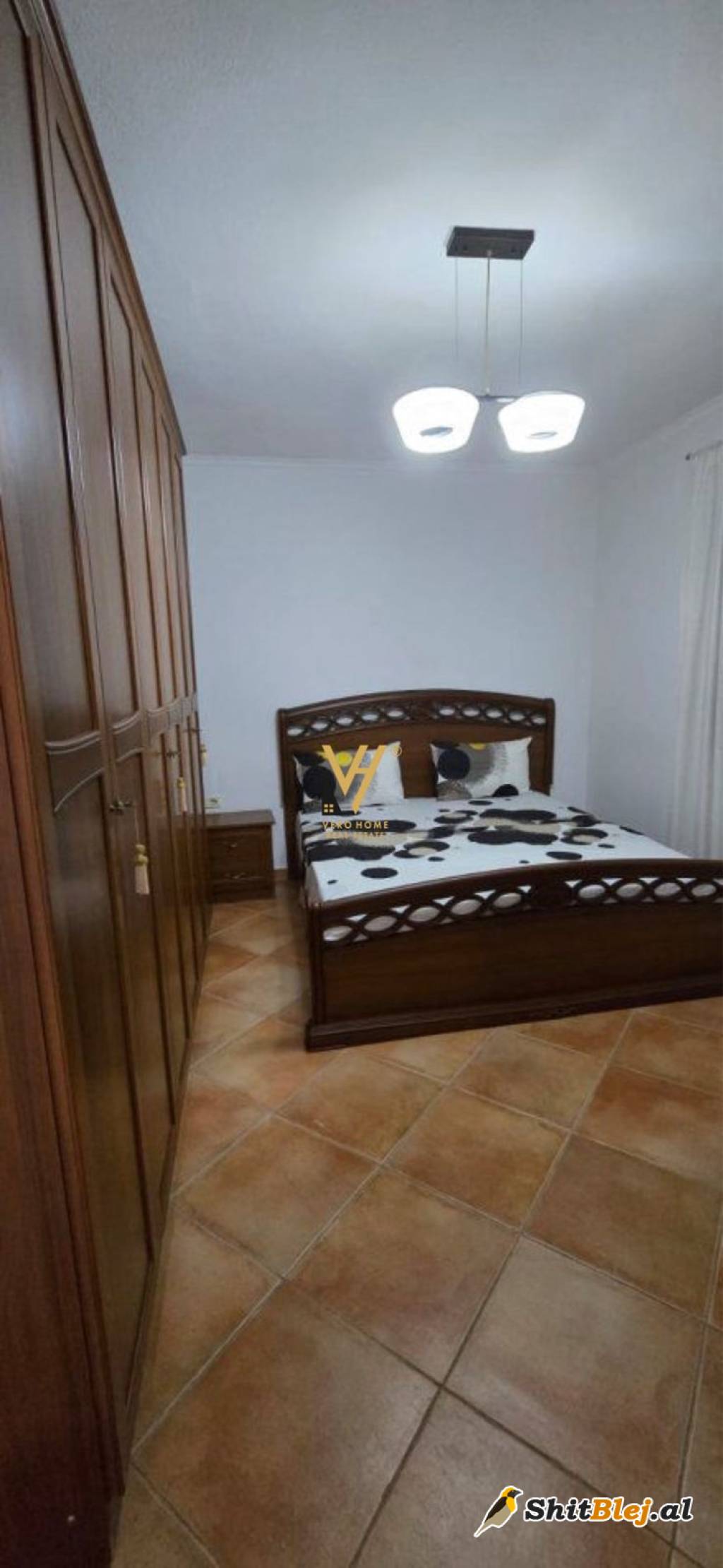 3+1+3 TE VILAT GJERMANE 70.000 LEKE