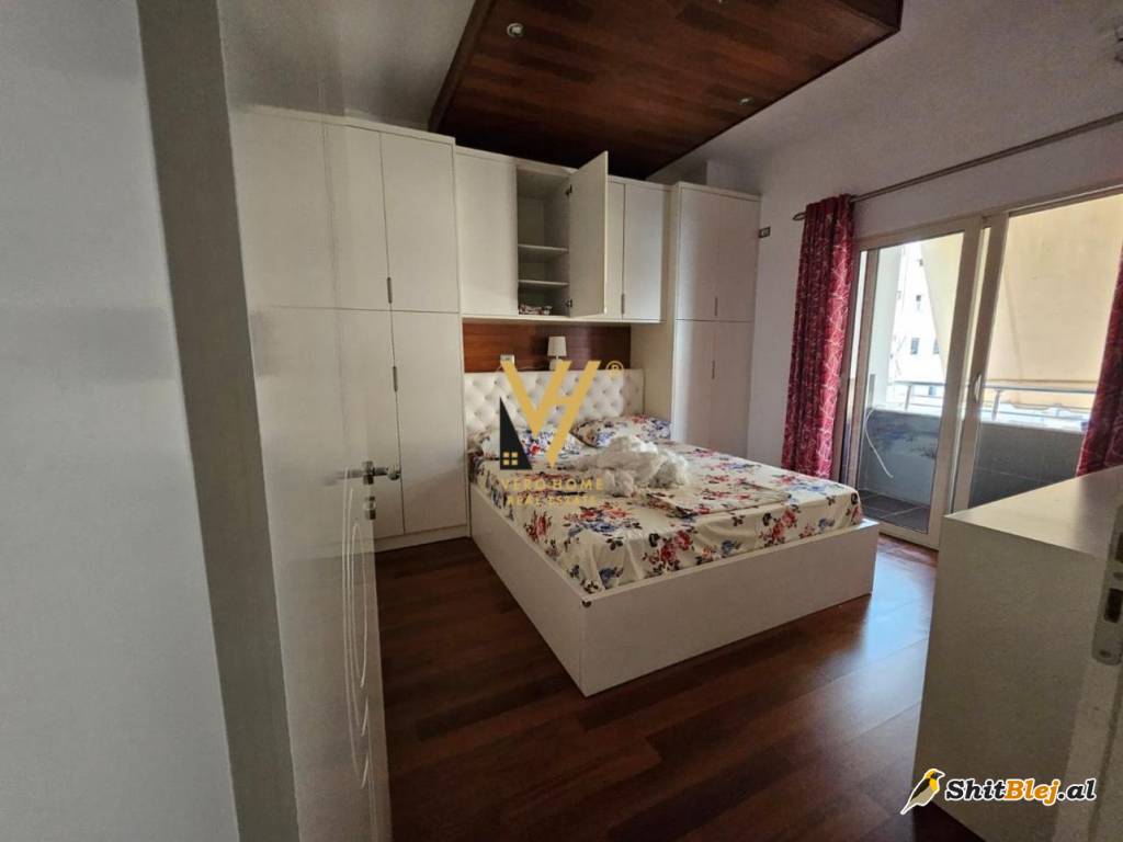 2+1+BLK TE STACIONI I TRENIT 600 EURO