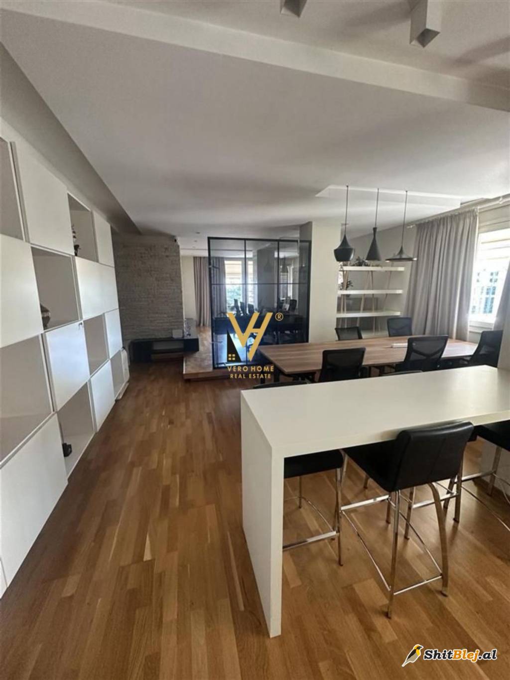 ZYRE 140 M2 ME QIRA NE BLLOK 3.800 EURO