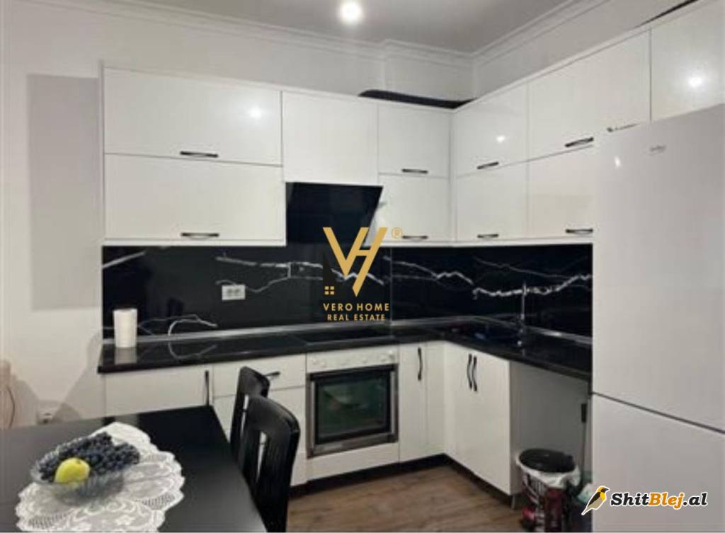 2+1+BLK TE KINOSTUDIO 180.000 EURO