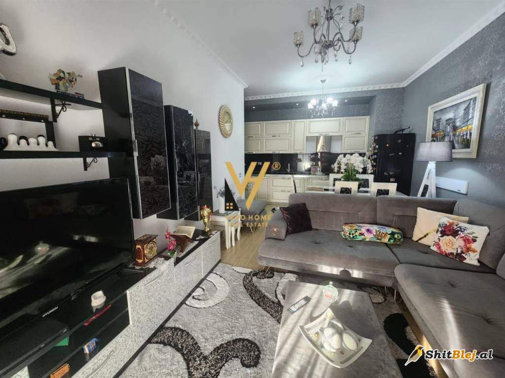 2+1+2 NE FRESK 140.000 EURO