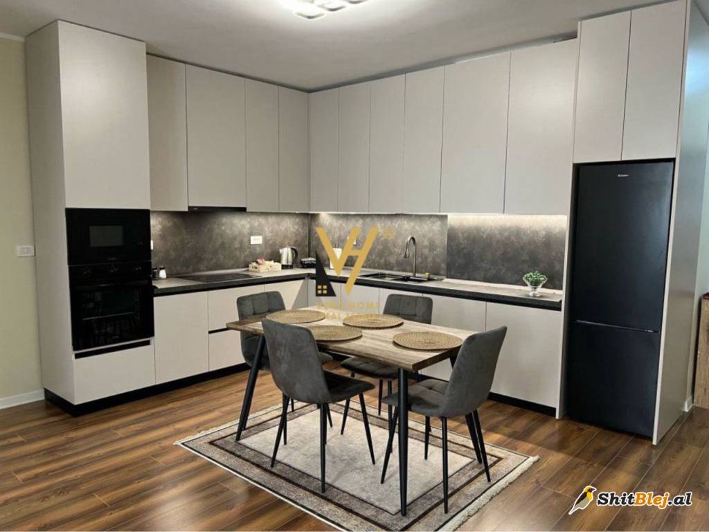  2+1+BLK NE DURRES 200.000 EURO
