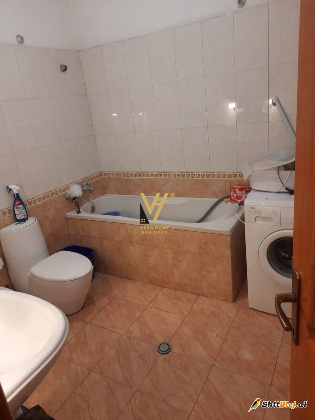  2+1 ME QERA TE MYSLYM SHYRI 800 EURO