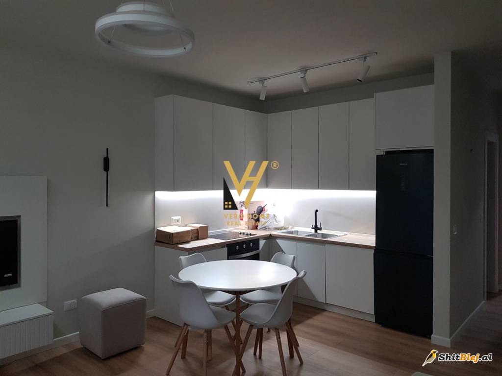  2+1 ME QERA TE KODRA E DIELLIT 750 EURO