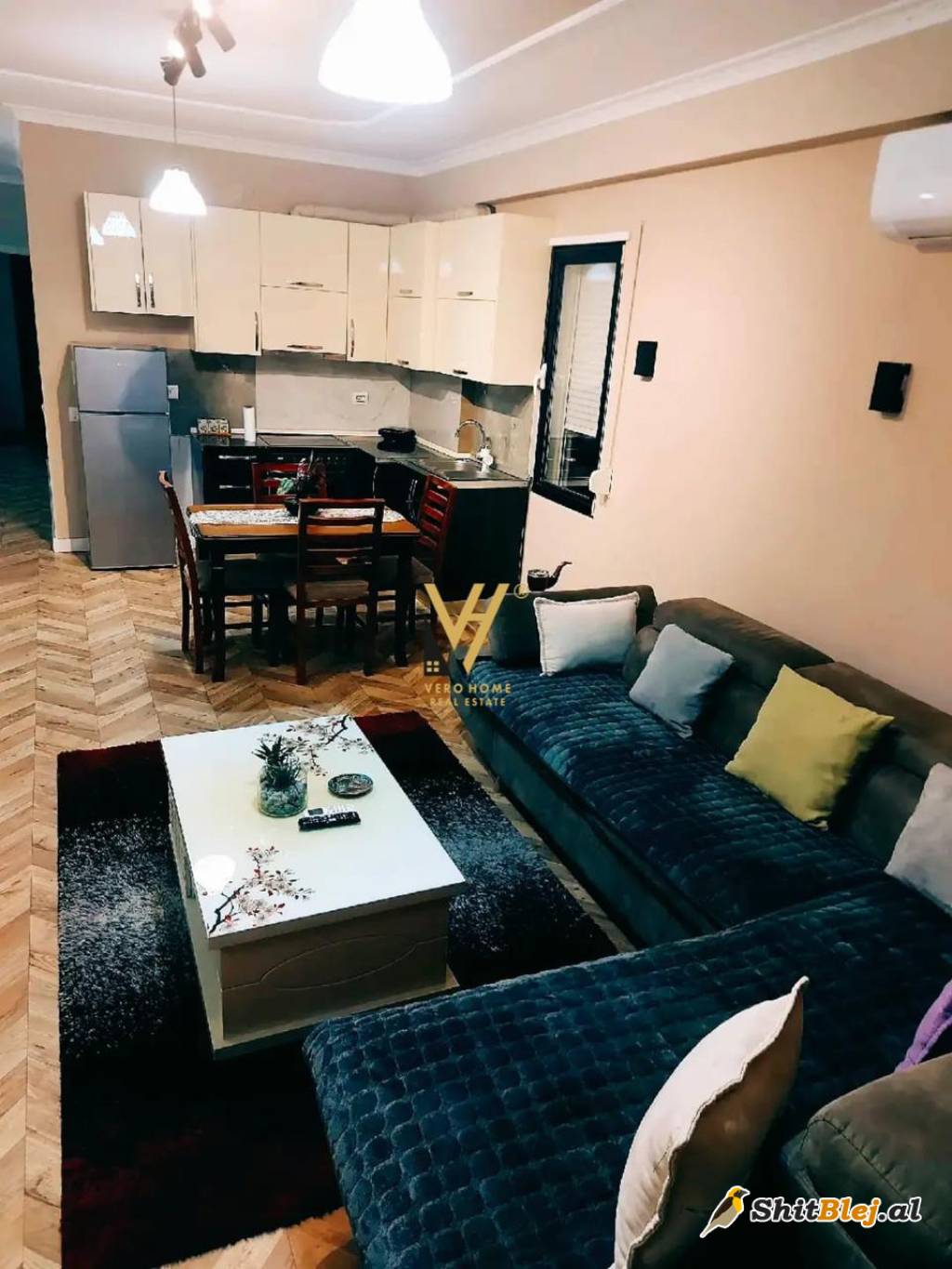 2+1+2 TE KOPSHTI BOTANIK 900 EURO