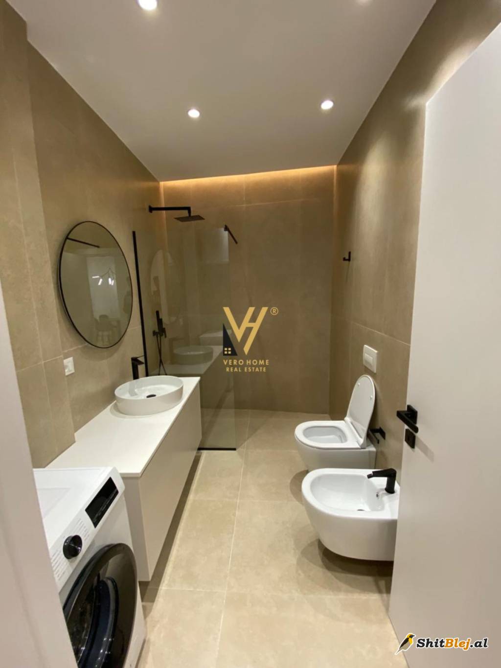 1+1+BLK TE ALTANA RESIDENT 300.000 EURO