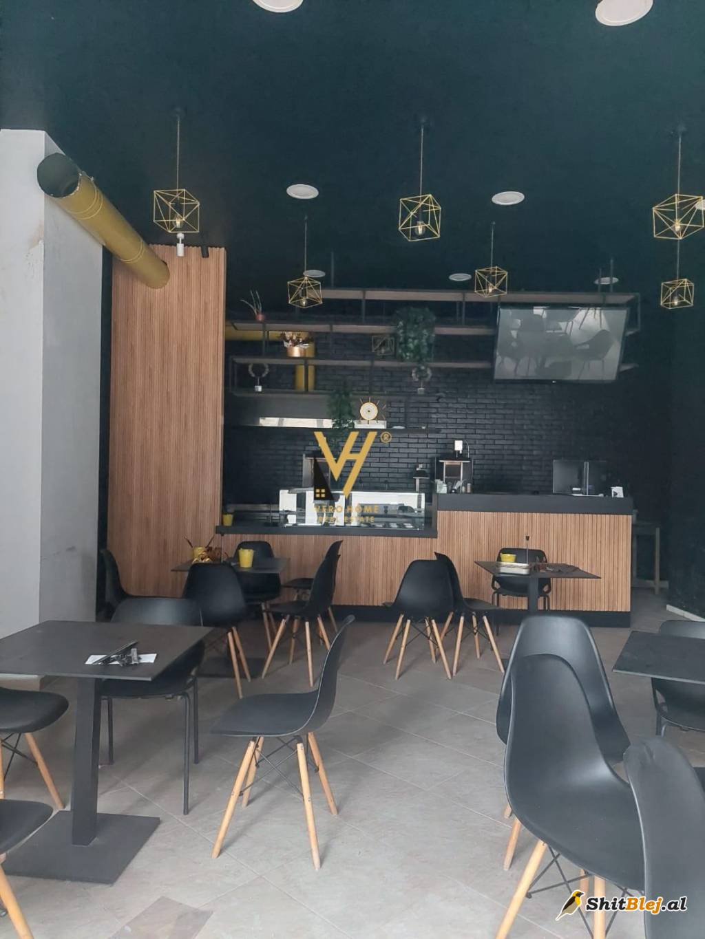 BAR KAFE ME QERA TE ISH FUSHA 1000 EURO