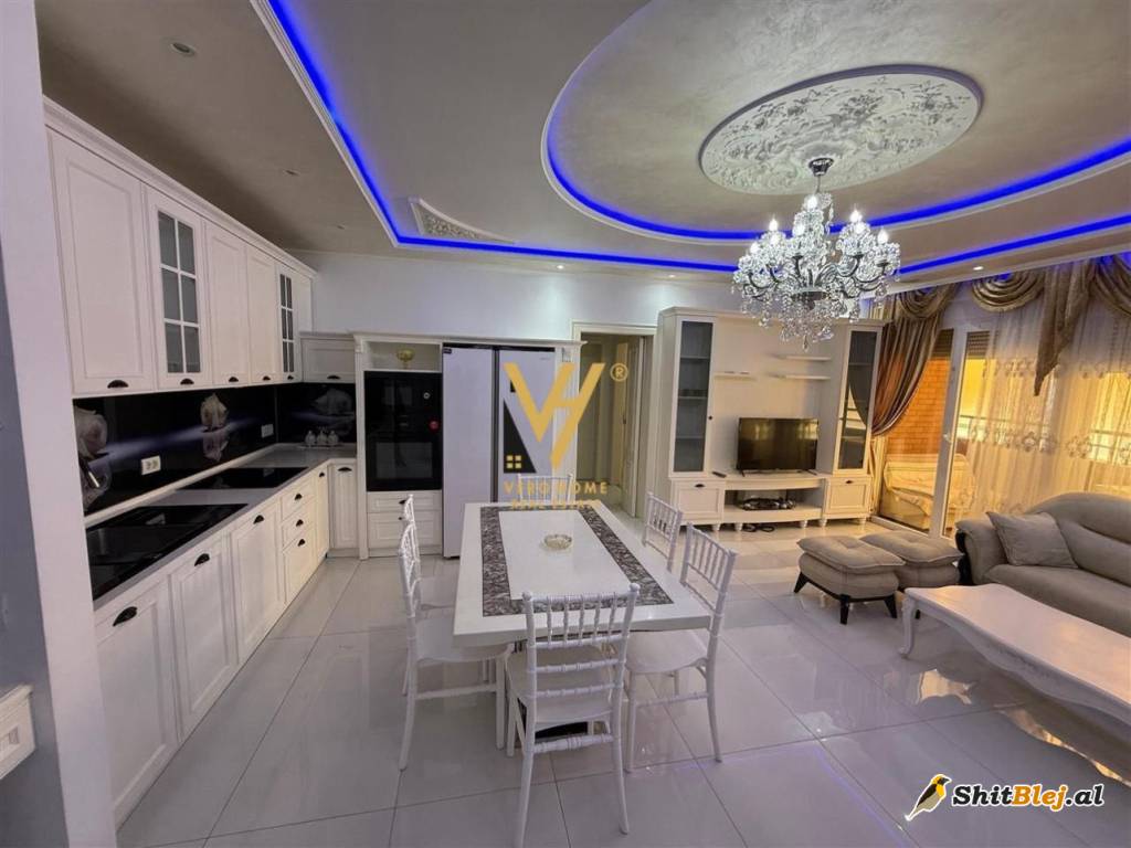  2+1+BLK ME QERA TE OXHAKU 1.000 EURO