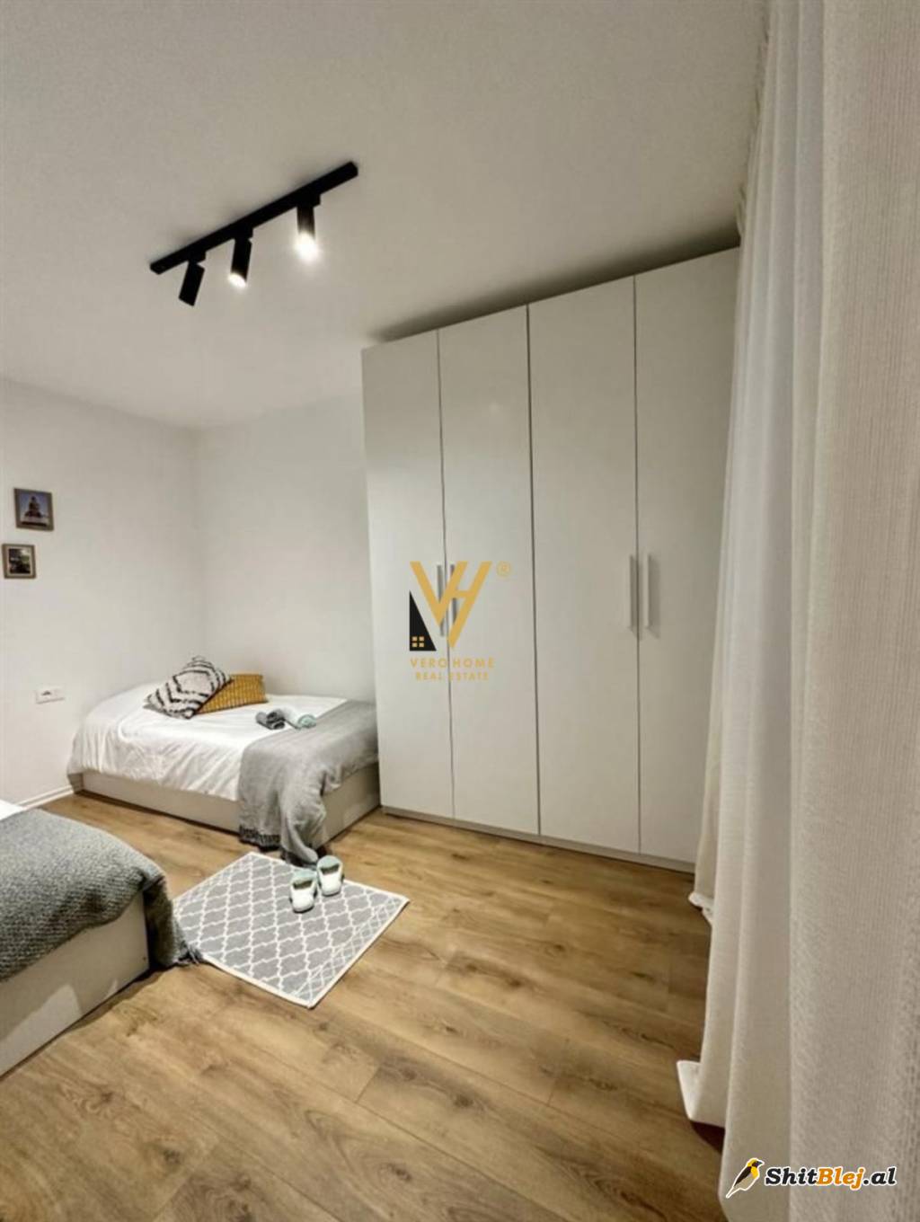 1+1+BLK TE LIQENI ARTIFICIAL 590 EURO