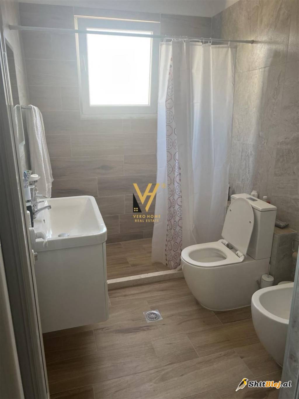 2+1+BLK ME QERA NE SHKOZE 500 EURO