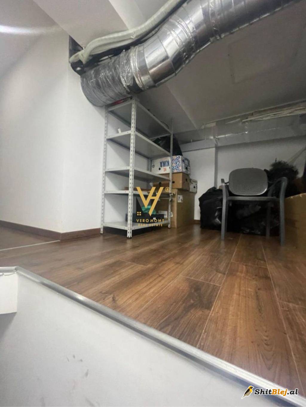 AMBIENT 120 M2 TE KINOSTUDIO 220.000 LEK