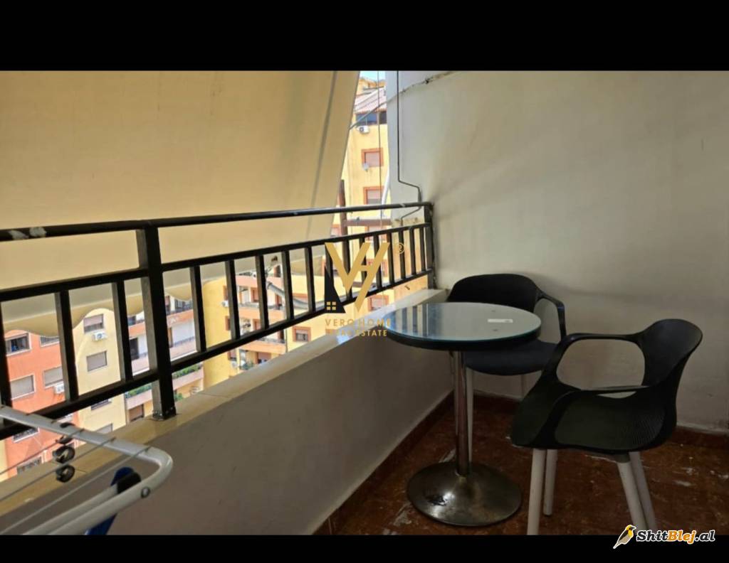  2+1+BLK TE KOMUNA E PARISIT 850 EURO
