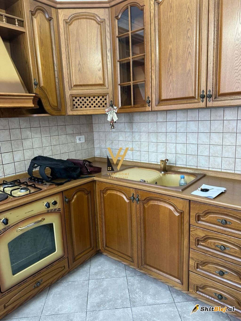  2+1+BLK TE RRUGA E ELBASANIT 700 EURO