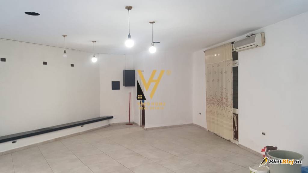 DYQAN 60 M2 ME QERA TE ZOGU I ZI 500 EUR