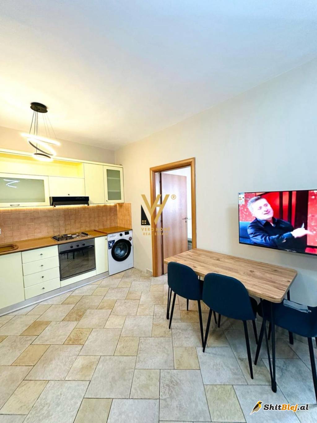 1+1 ME QIRA NE QENDER 600 EURO