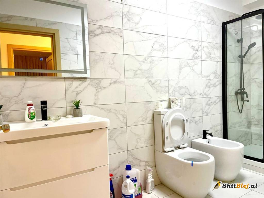 2+1+BLK TE KOPSHTI BOTANIK 800 EURO