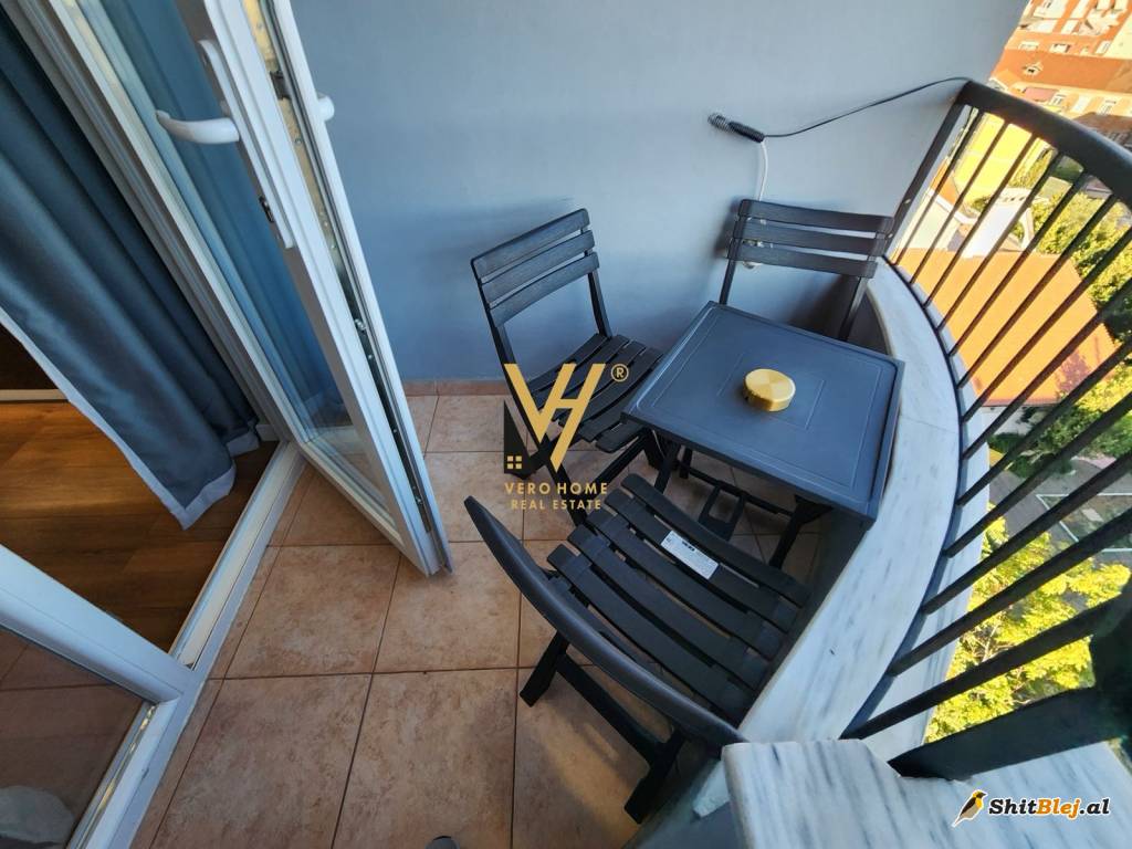 2+1+2 ME QIRA TE ISH EKSPOZITA 1.500 EUR